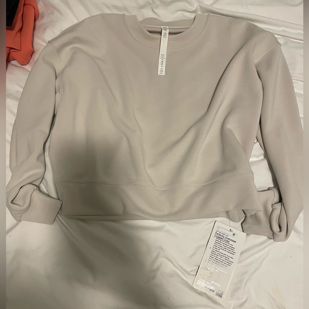 Lululemon Perfectly Oversized Crew Cream Sweatshirt Size 6